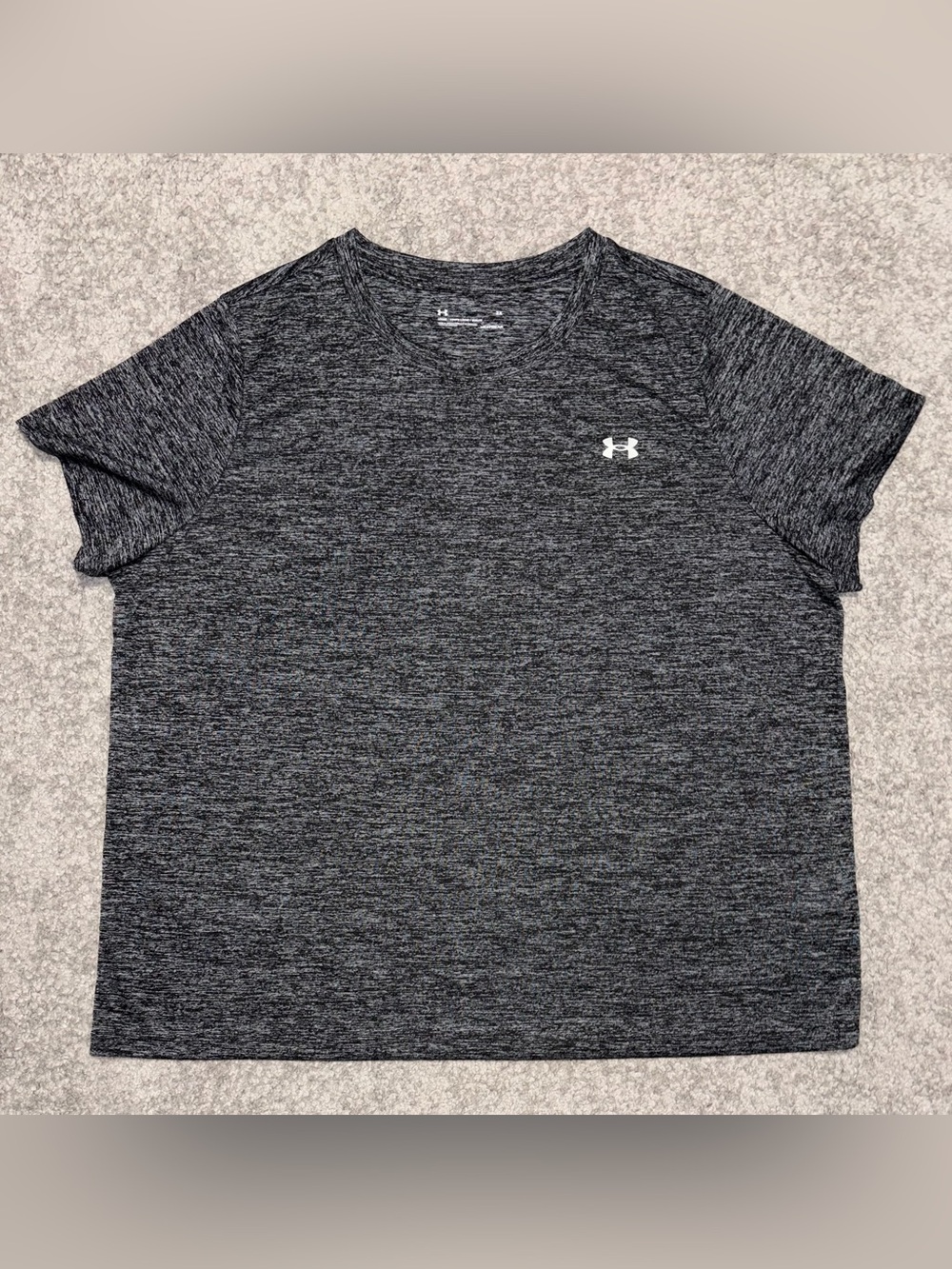Under Armour Men’s Charcoal Heather Short Sleeve Performance Tee